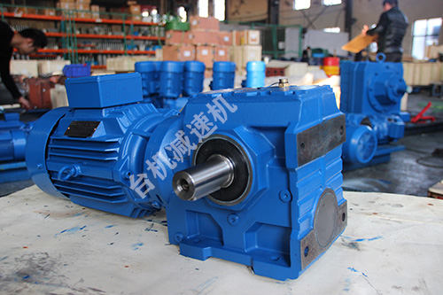 斜齿轮硬齿面减速机